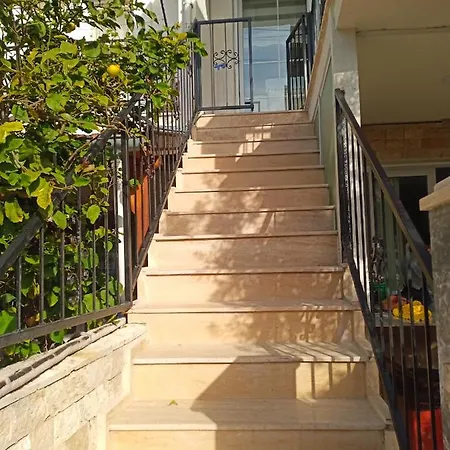 Alacati Merkez De Genis Ev Appartement Çeşme