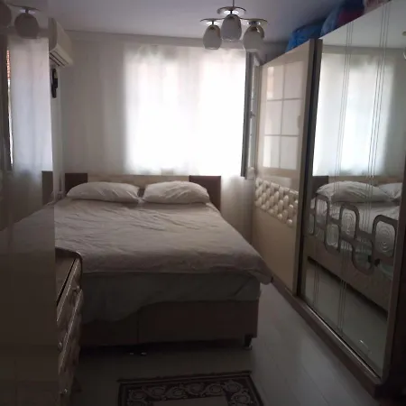 Alacati Merkez De Genis Ev *