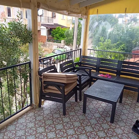 Alacati Merkez De Genis Ev * Çeşme